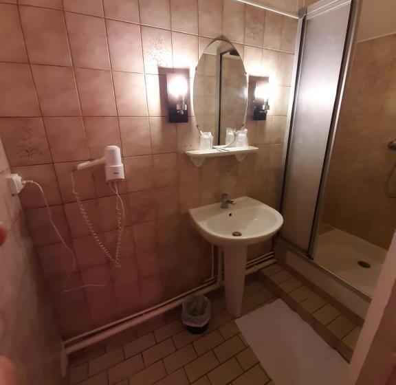 スタンダードルーム, Du Cygne