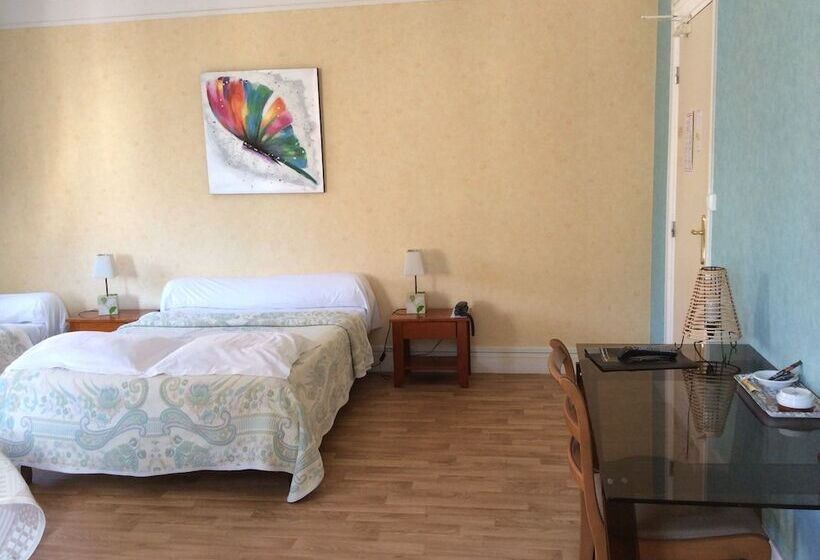 ファミリールーム, Du Cygne