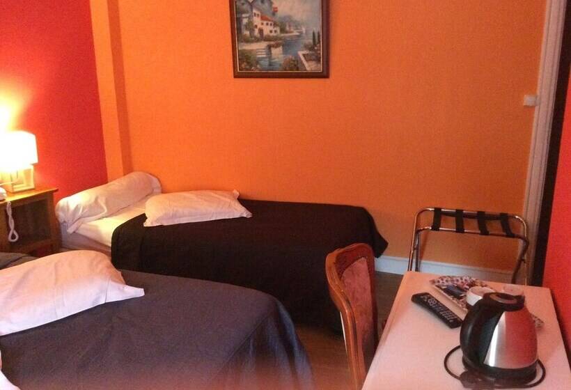 スタンダードトリプルルーム, Du Cygne