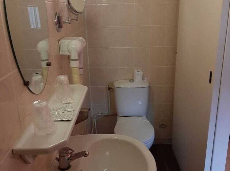 スタンダードシングルルーム, Du Cygne