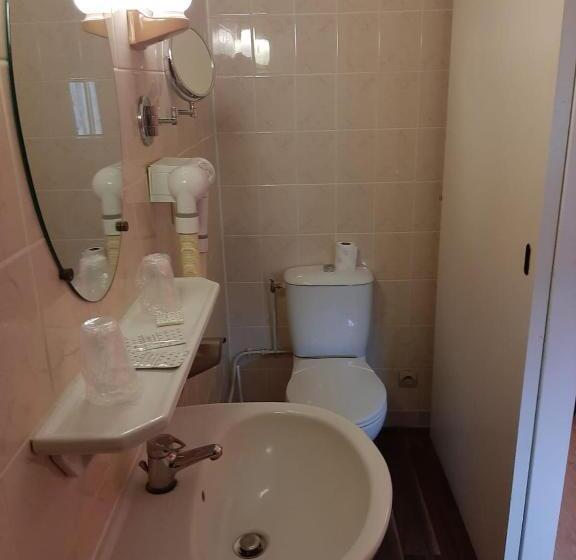 スタンダードルーム, Du Cygne