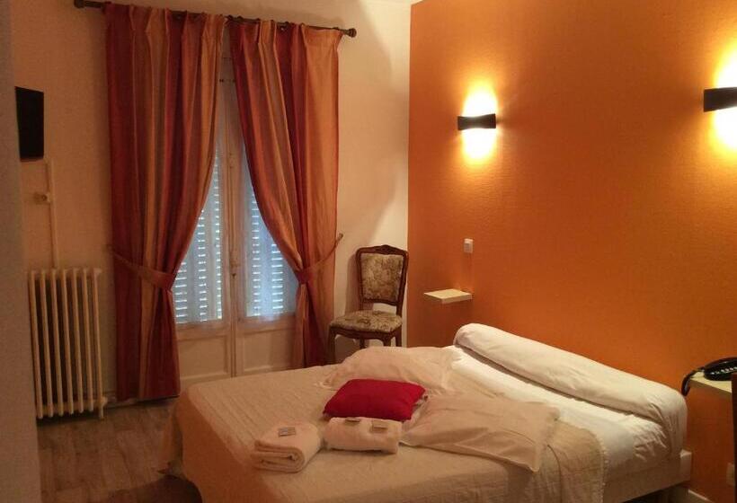 スーペリアールーム, Du Cygne