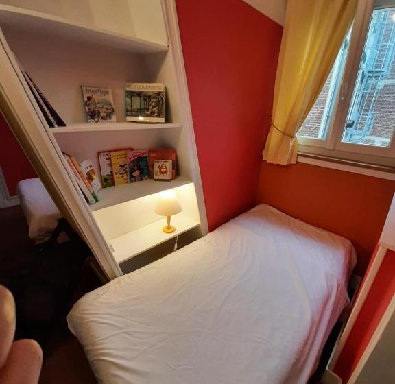 ファミリールーム, Du Cygne