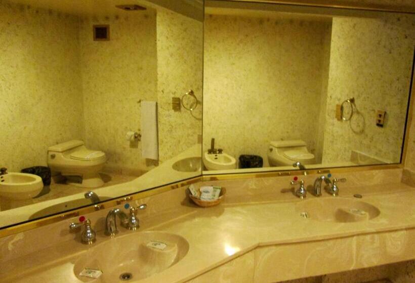 ماستر سويت, Sunio City