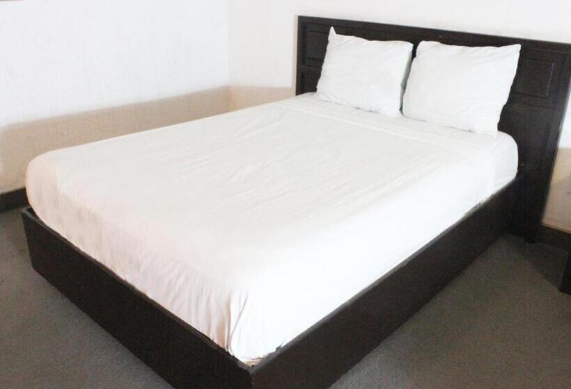 غرفة قياسية, Sunio City