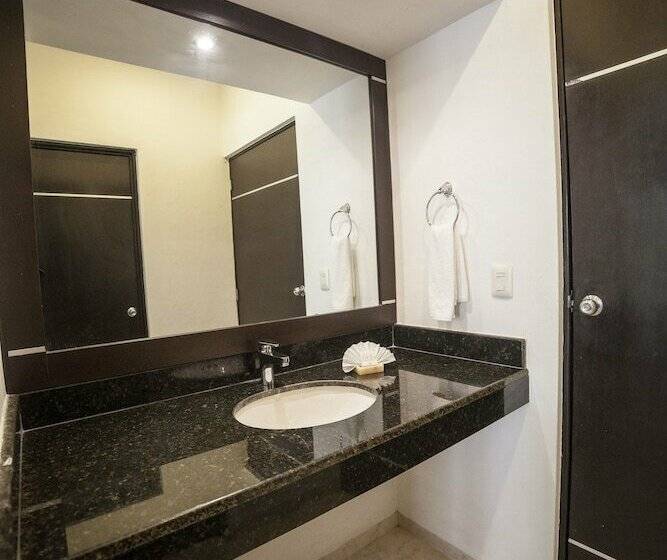 اتاق استاندارد با 2 تخت دوبل, Holly