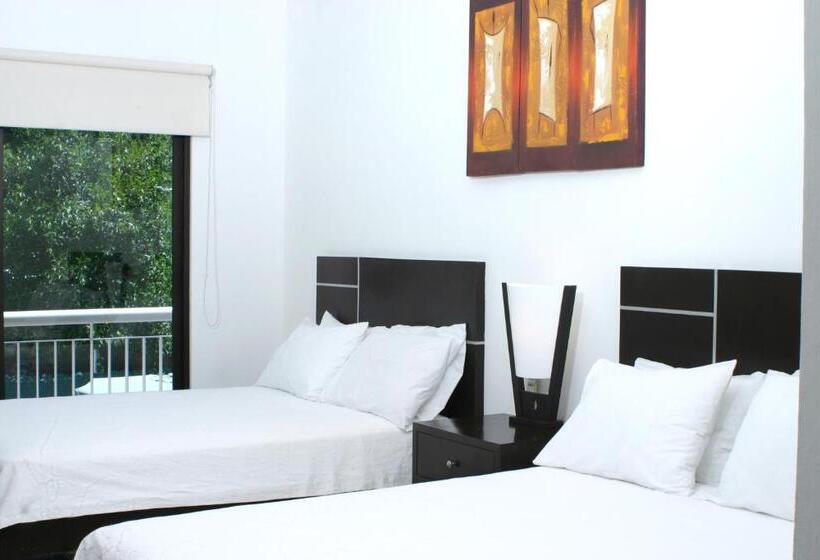 اتاق سوپریور, Holly