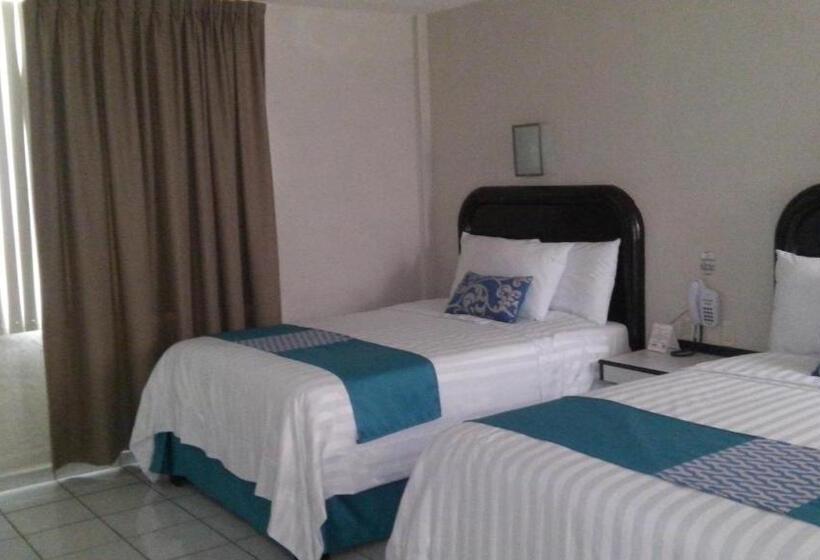 سوییت, Howard Johnson Leon Avenida