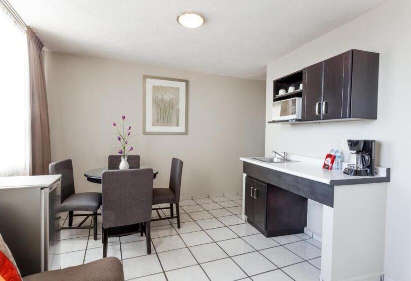 Junior Suite, Howard Johnson Leon Avenida