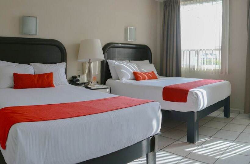 Habitació Estàndard 2 Llits Matrimoni, Howard Johnson Leon Avenida