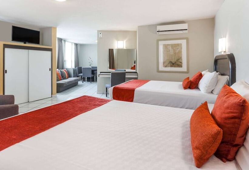 سوییت جونیور, Howard Johnson Leon Avenida