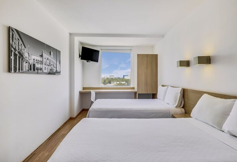 高级大房间, One Leon Poliforum