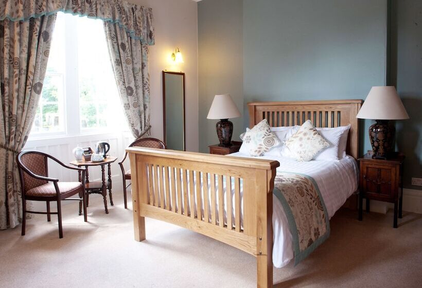 Классический Номер, Otterburn Castle