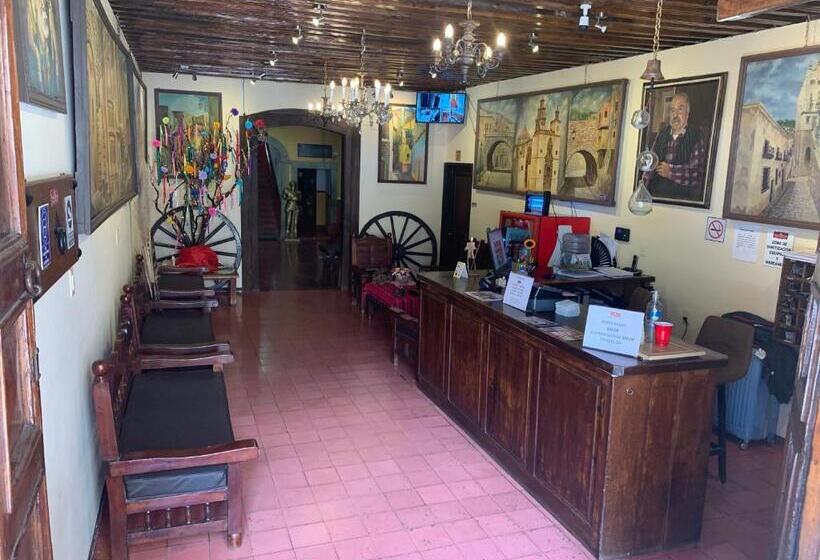 スタンダード４人部屋, Posada De La Condesa
