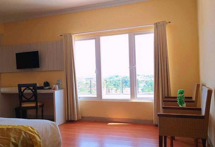 디럭스 룸, Puri Saron Denpasar