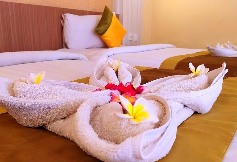 디럭스 룸, Puri Saron Denpasar