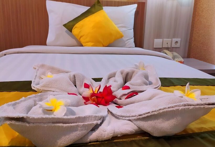 디럭스 룸, Puri Saron Denpasar