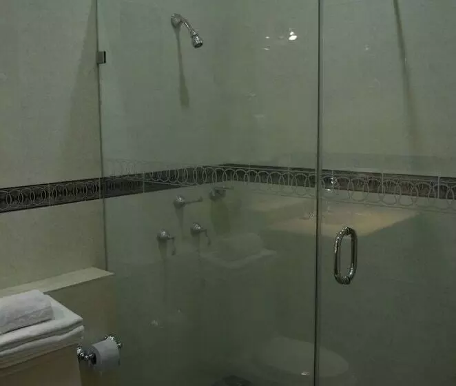 Standard Kolmen Hengen Huone, Quinta Tequillan
