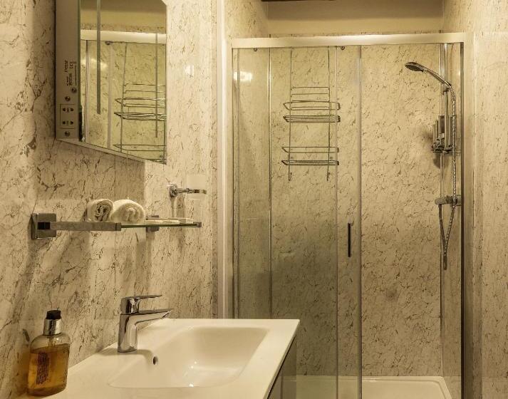 غرفة سوبيريور سرير كينج, The Green Dragon At Bedale