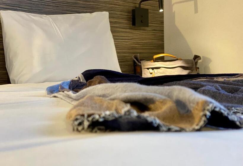 חדר סטנדרט, The Originals City, Angers Sud, Le Village 49