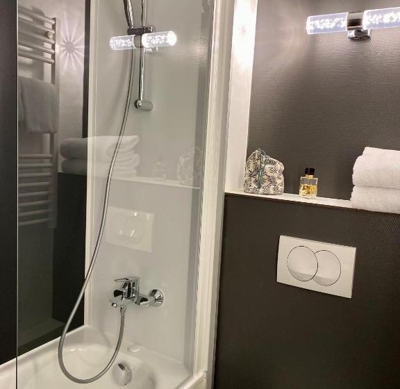 חדר משפחתי, The Originals City, Angers Sud, Le Village 49