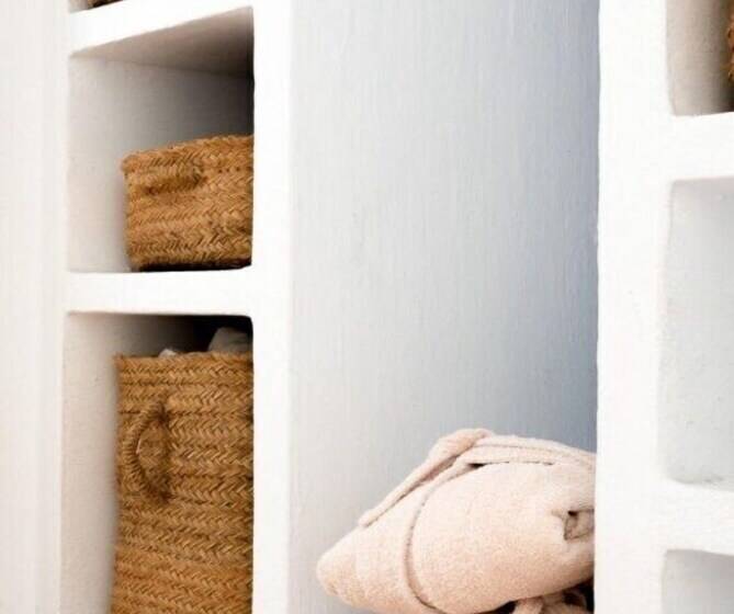 デラックスルーム, Tres Sants