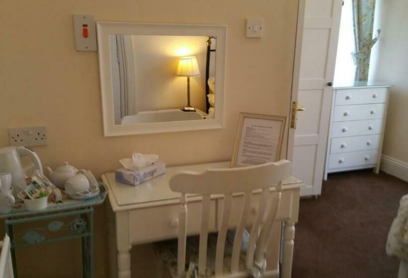 غرفة قياسية, Kingswood Guest House