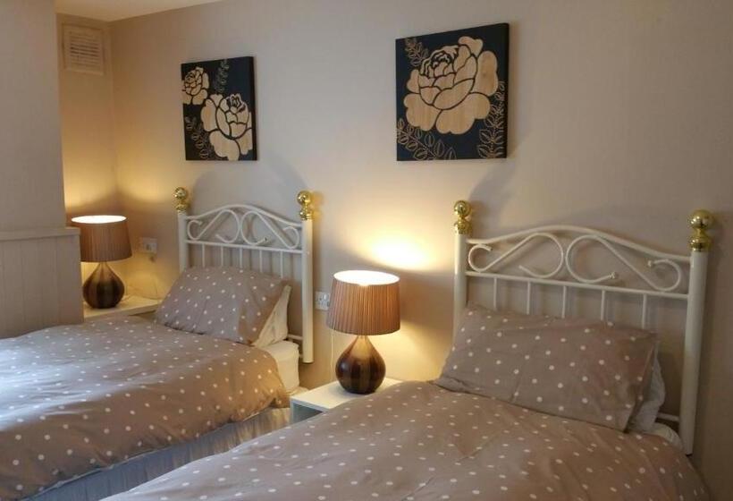 غرفة قياسية, Kingswood Guest House