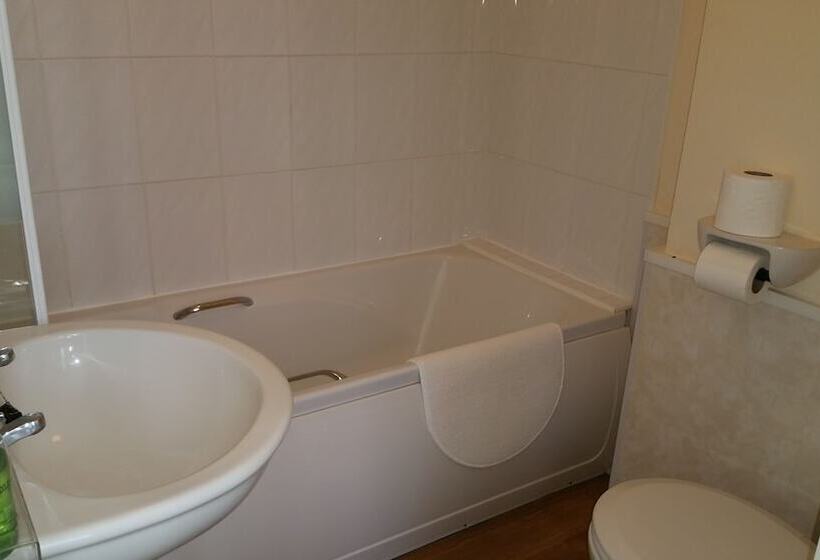 غرفة قياسية, Kingswood Guest House