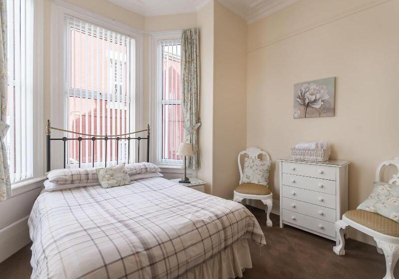 غرفة قياسية, Kingswood Guest House