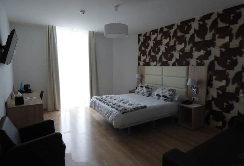 חדר סטנדרט, Grand Hôtel Brive