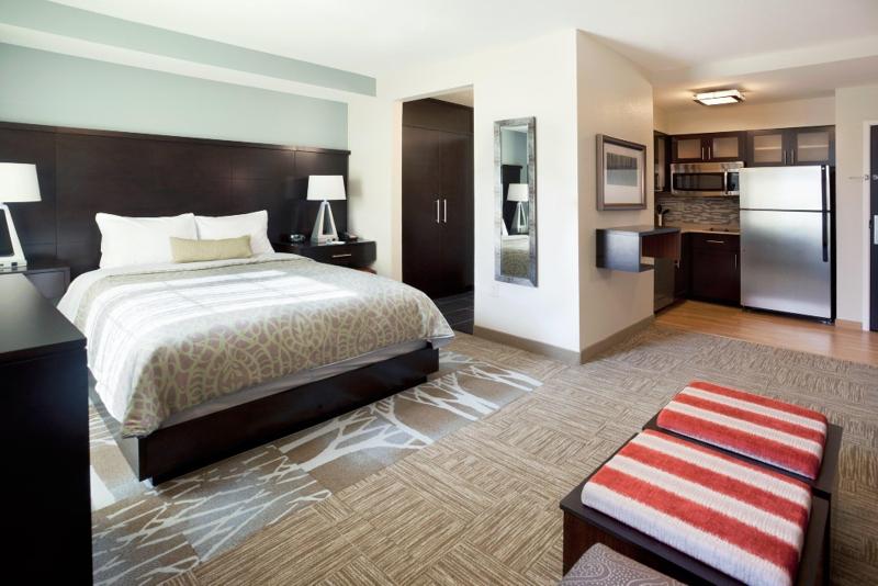 Люкс, Staybridge Suites Dearborn, An Ihg