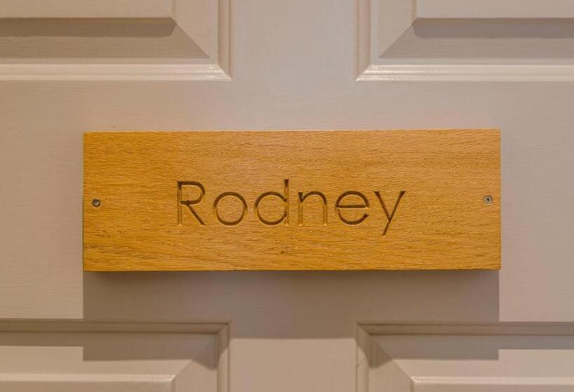 带大床的豪华间, The Rodney