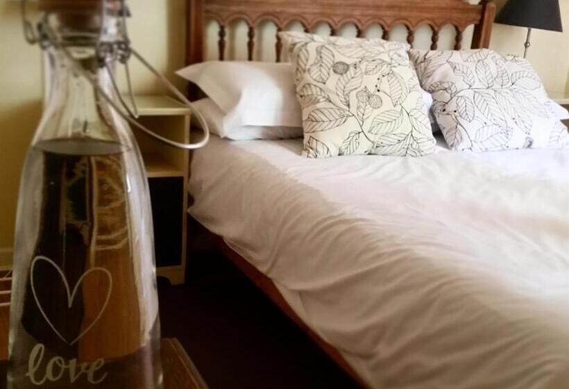 חדר סטנדרט, The Bathurst Arms