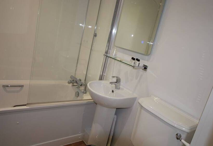 Семейный Номер, The Kellbank