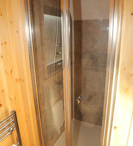 Шале 1 Спальня, The Kellbank