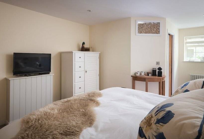 חדר דלוקס, The Turtley Corn Mill