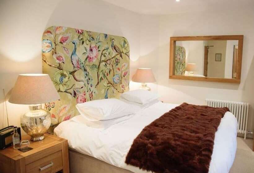 חדר דלוקס, The Turtley Corn Mill