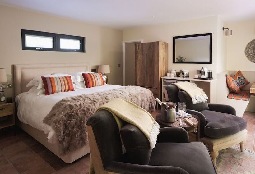 קוטג' דלוקס, The Turtley Corn Mill