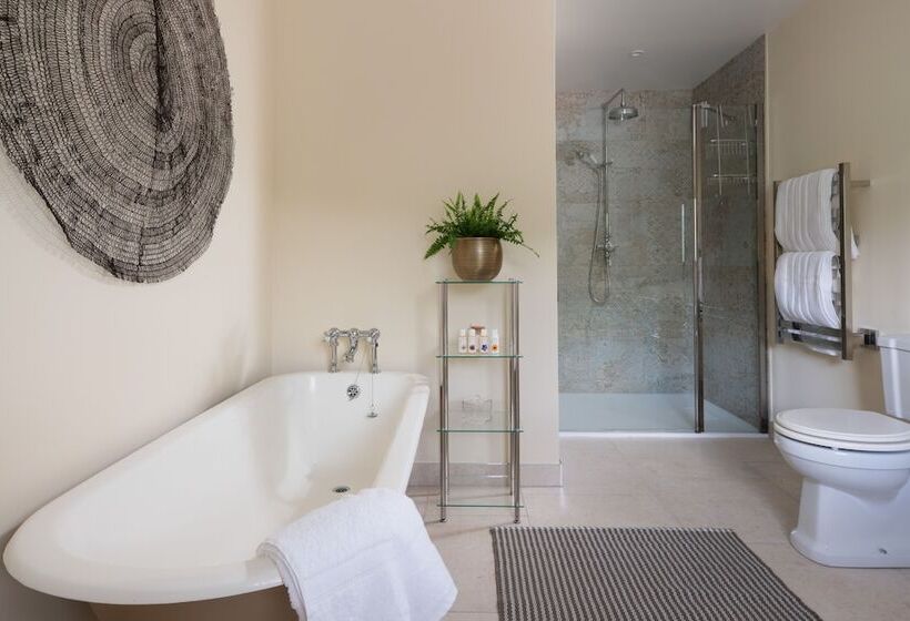 קוטג' דלוקס, The Turtley Corn Mill