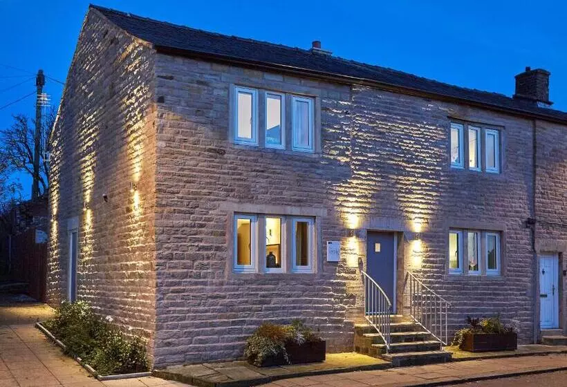 スタンダード４人部屋, The White Hart At Lydgate