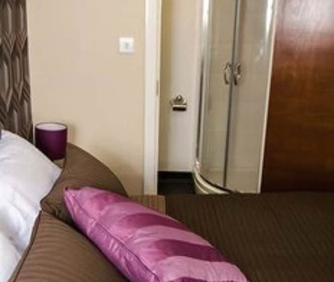 스탠다드 룸, Trivelles Eccles