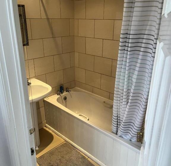 غرفة قياسية فردية حمام مشترك, Beverley Budget Inn