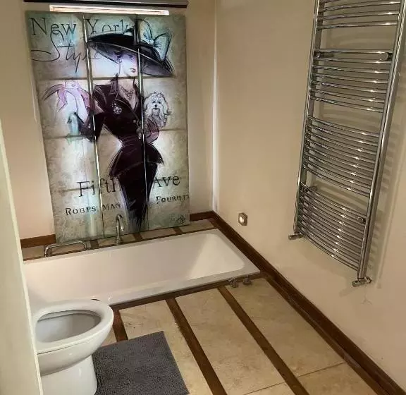 スーペリアの４人部屋, Beverley Budget Inn
