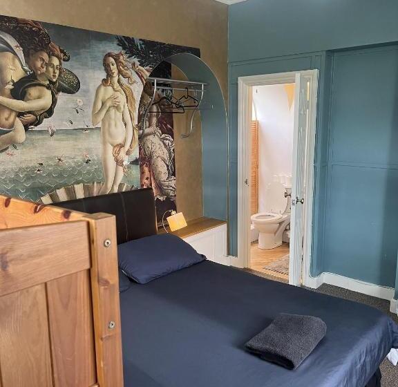 غرفة عائلية مطلّة علي الحديقة, Beverley Budget Inn