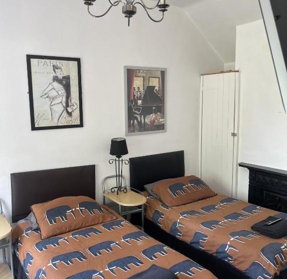 Номер Superior Вид на Сад, Beverley Budget Inn