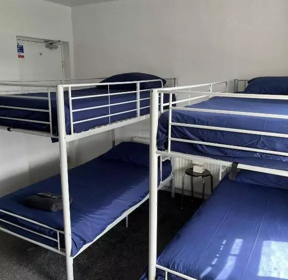 ルームシェアのワンベッド, Beverley Budget Inn