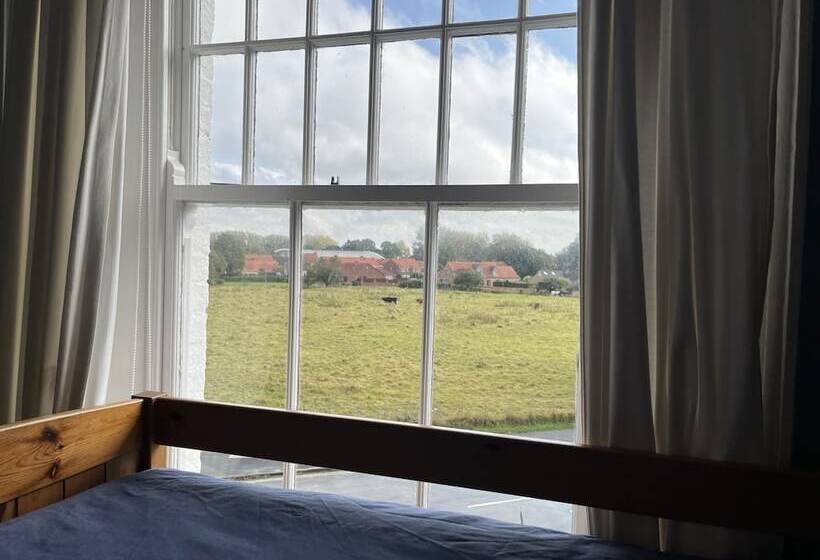 غرفة سوبيريور مطلّة علي الحديقة, Beverley Budget Inn