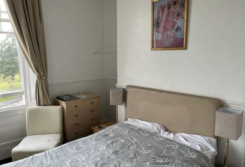 Номер Superior Вид на Сад, Beverley Budget Inn