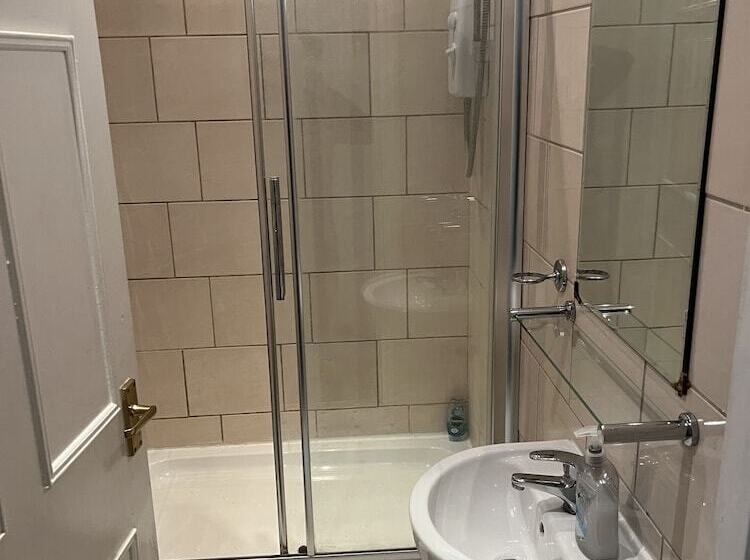 غرفة قياسية حمام مشترك, Beverley Budget Inn